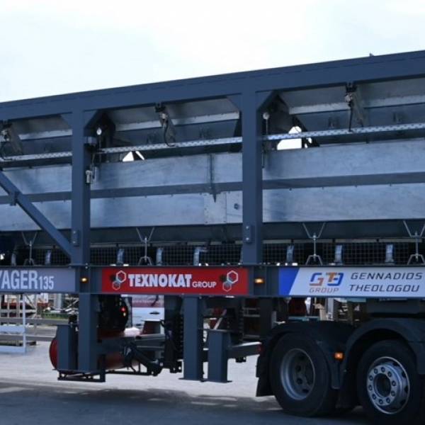 TRAILER AGGREGATE HOPPER VOY 135.jpg